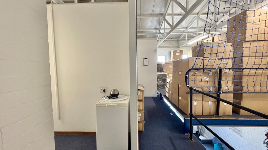 To Let commercial Property for Rent in Mall Interchange Western Cape